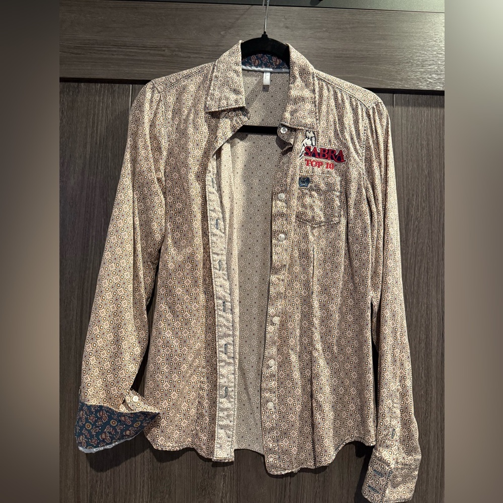 Cinch Women's Beige Button Down Shirt